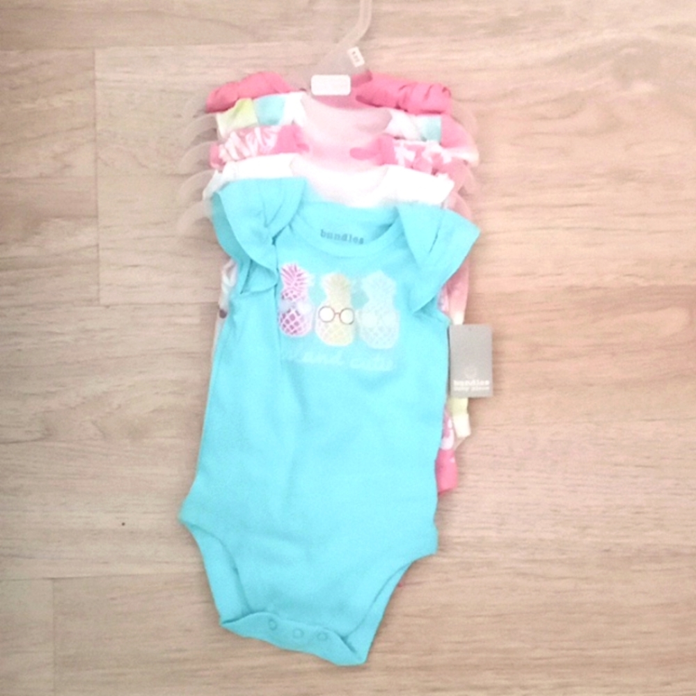 Baby clothes